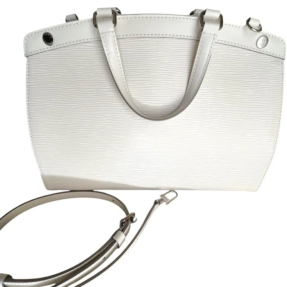 🆕💗LOUIS VUITTON Brea Tote MM Ivory Epi Leather Silve-Tone Hardware • NIB